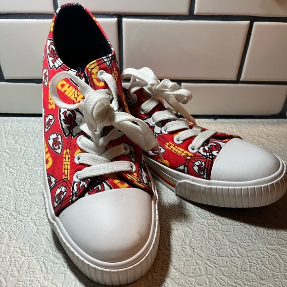 Foco Kansas City Chiefs Mens shoes size 9 taylor swift travis kelce - Picture 1 of 9